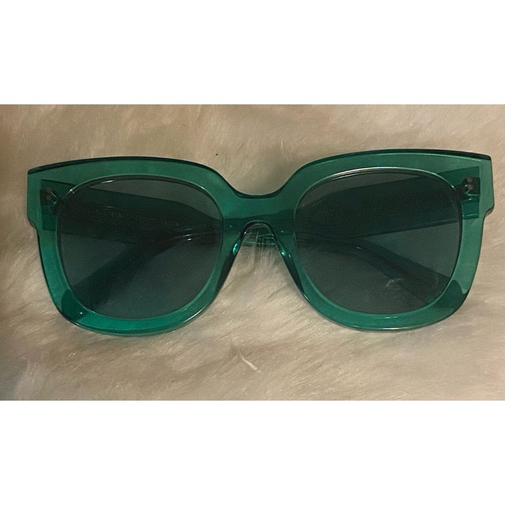 Chimi Aqua Green Sunglasses w/ Case
